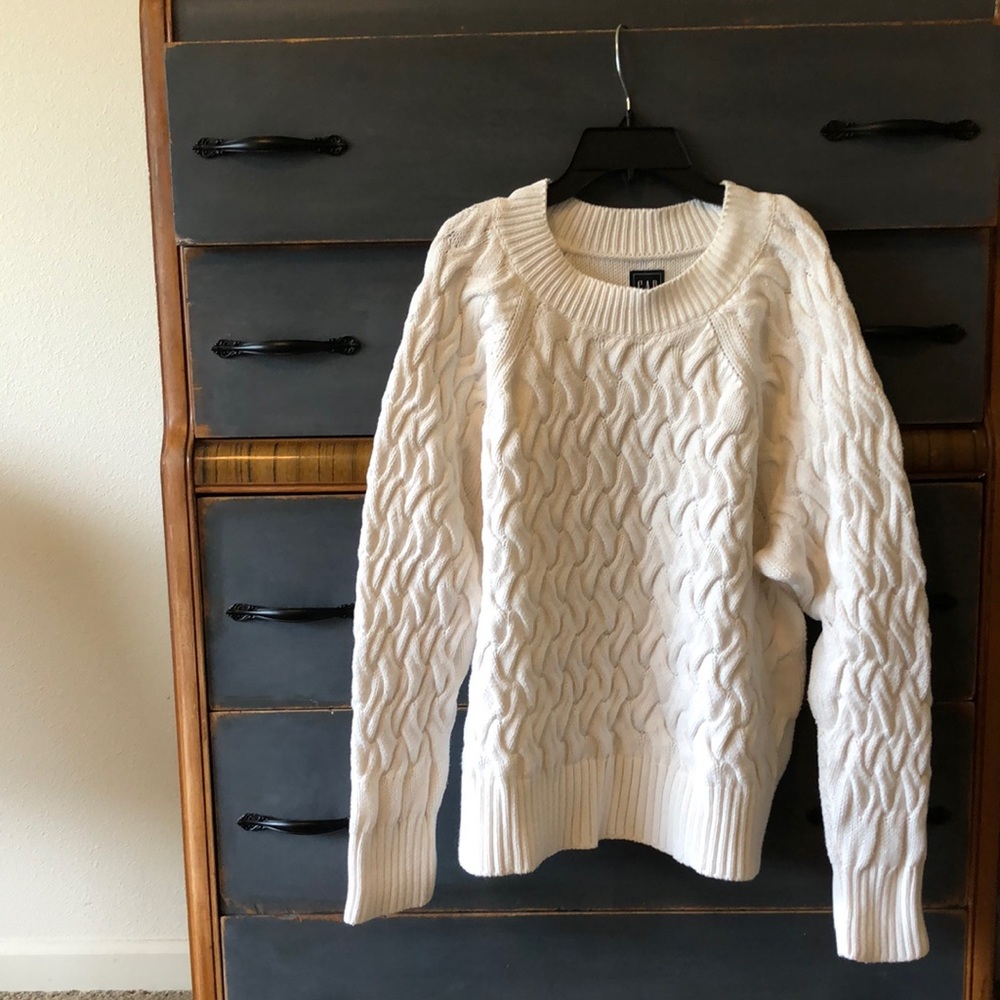 Gap Sweater